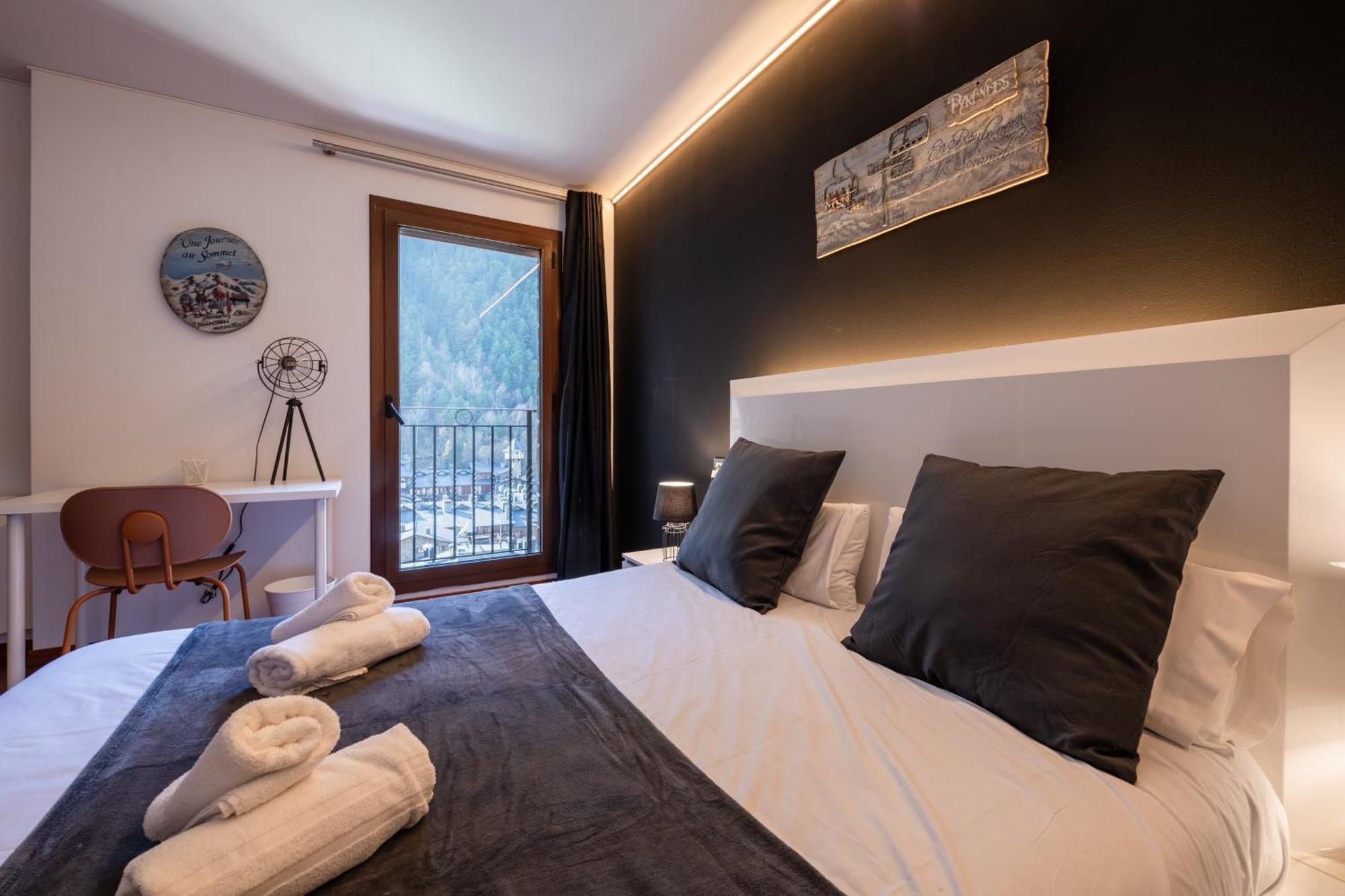 Apartamento Moderno Pic Negre Con Vistas Mas de Ribafeta Ngoại thất bức ảnh